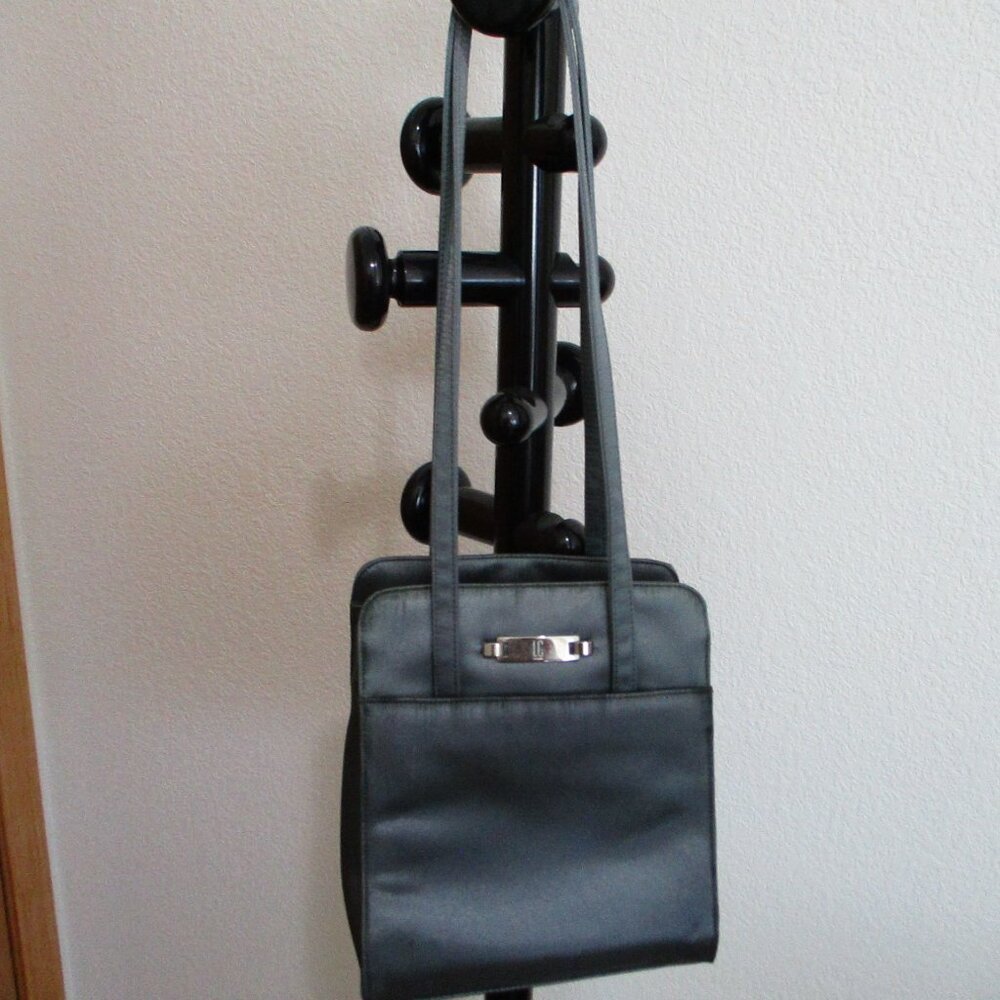 Women's Liz Claiborne Travel Bag